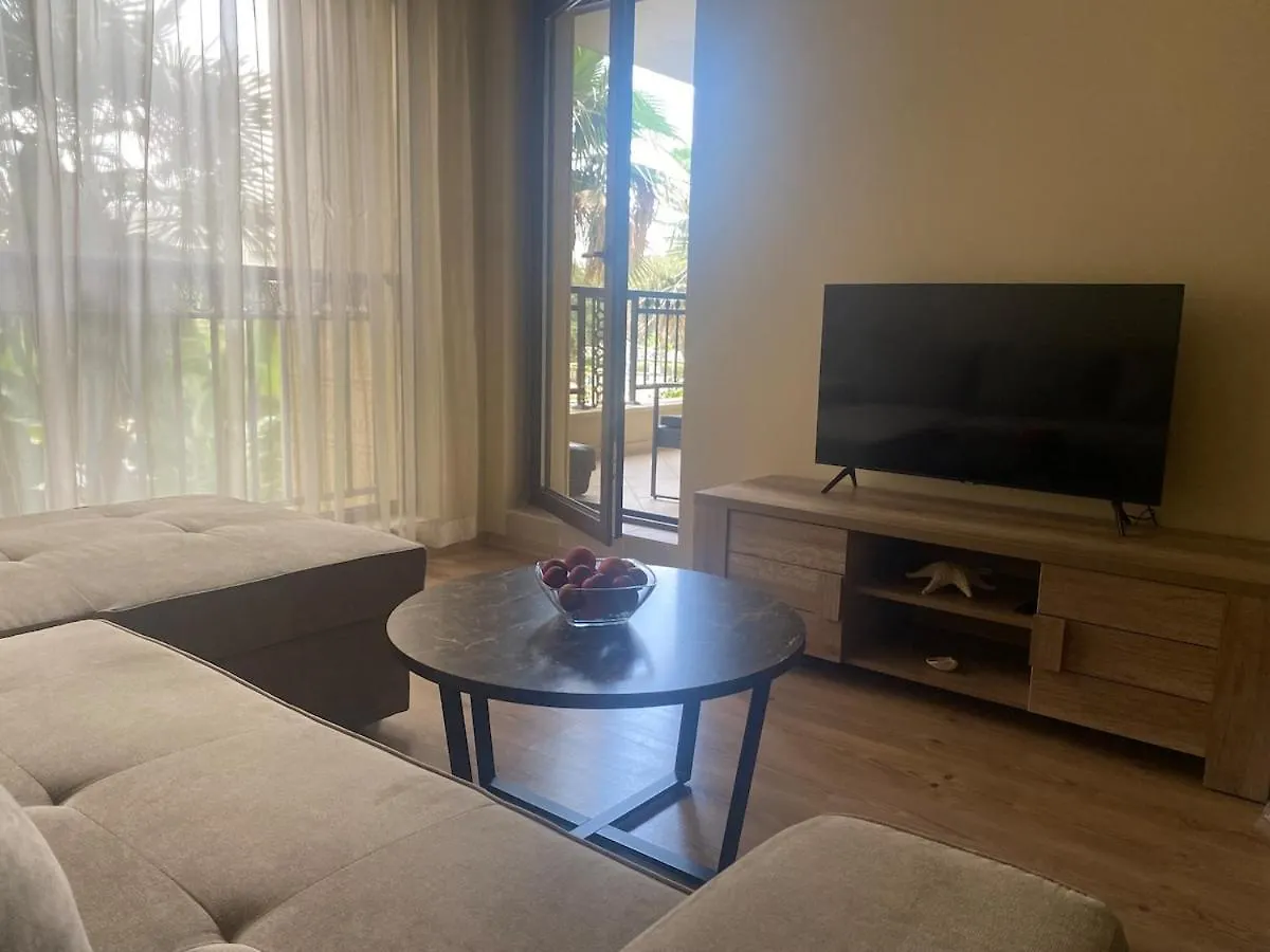 Argisht Luxury Apartment With 4 Pools, Zlate písky