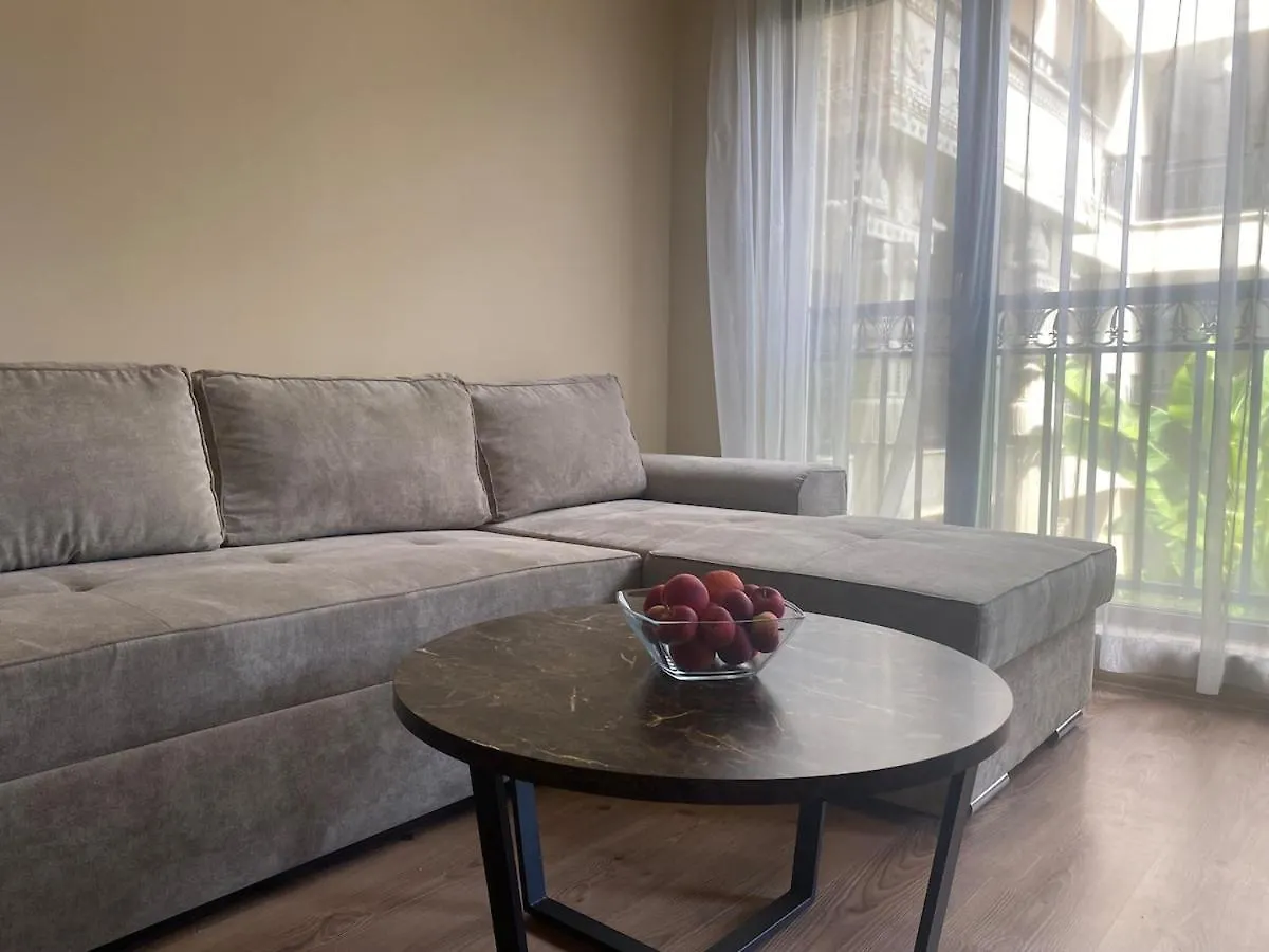 Argisht Luxury Apartment With 4 Pools, Zlate písky